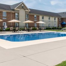 Comfort Inn Lancaster At Rockvale - 24 S Willowdale Dr, Lancaster, PA ...