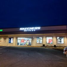 skechers outlet saugus