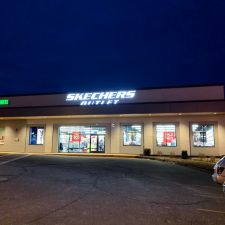 skechers outlet highway 6