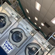 Sparklewash Laundromat photo 2