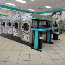 Sparklewash Laundromat photo 3