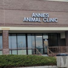 Banfield Pet Hospital, 9265 S Broadway Unit 300, Highlands ...