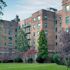 Glenwood Gardens Apartments, 95-117 Ravine Ave, Yonkers, NY 10701, USA