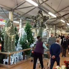 Polhill Garden Centre in Sevenoaks TN14 7BD, UK