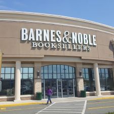 Barnes Noble Book Store The Metroplex 2300 Chemical Rd