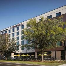 DoubleTree by Hilton Greeley at Lincoln Park - 919 7th St, Greeley, CO ...