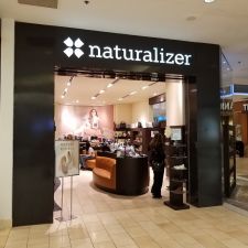Naturalizer 1 Garden State Plaza