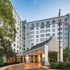 Sheraton Suites Columbus Worthington - 201 Hutchinson Ave, Columbus, OH ...