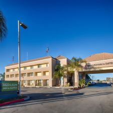 Red Lion Inn & Suites Perris - 480 S Redlands Ave, Perris, CA 92570 ...