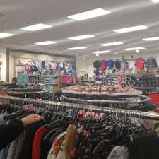 Discovery Clothing 8013 S Cicero Ave Chicago Il 60652 Usa