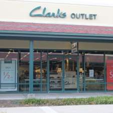 clarks premium outlet