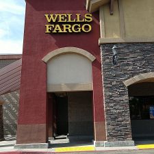 wells fargo bank stockton