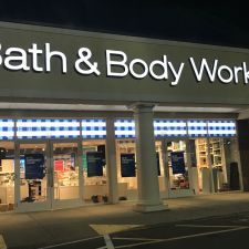 Bath Body Works 90 92 Meadow Park Ave Lewis Center Oh 43035 Usa Bath Body Works 90 92 Meadow Park Ave Lewis Center Oh 43035 Usa