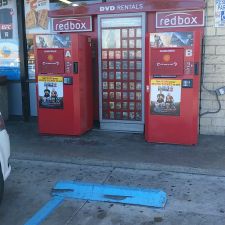 Redbox - 2001 Pacific Coast Hwy, Lomita, CA 90717