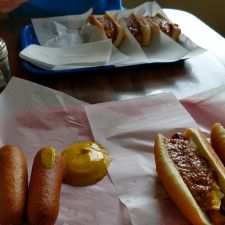 Gus's Hot Dogs, 224 Brooklane Dr, Hueytown, AL 35023, USA