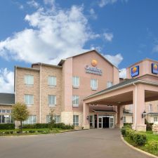 Comfort Inn & Suites Near Lake Lewisville in 8111 S Interstate 35 ...