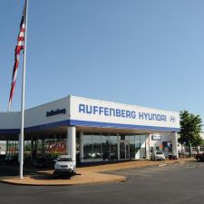 Auffenberg Hyundai - 1300 Central Park Dr, O'Fallon, IL 62269, USA ...