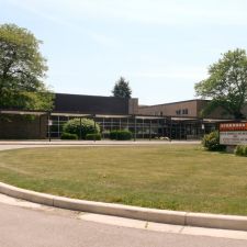 Starbuck Middle School - 1516 Ohio St, Racine, WI 53405