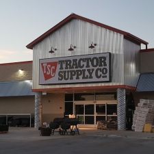 Tractor Supply Co. in 1919 TX-332 Loop, Liberty Hill, TX 78642, USA