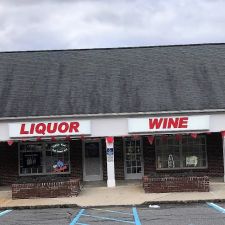 THE RIGHT BOTTLE - Sterling Plaza, 190 Munsonhurst Rd, Franklin, NJ ...