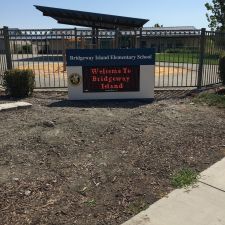 Bridgeway Island Elementary School