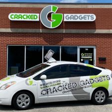 Cracked Gadgets - 768 Highlander Point Dr, Floyds Knobs, IN 47119, USA ...