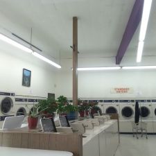 43 & K Cleaners & Laundromat photo 5