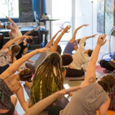 647 E Market St, Akron, OH 44304