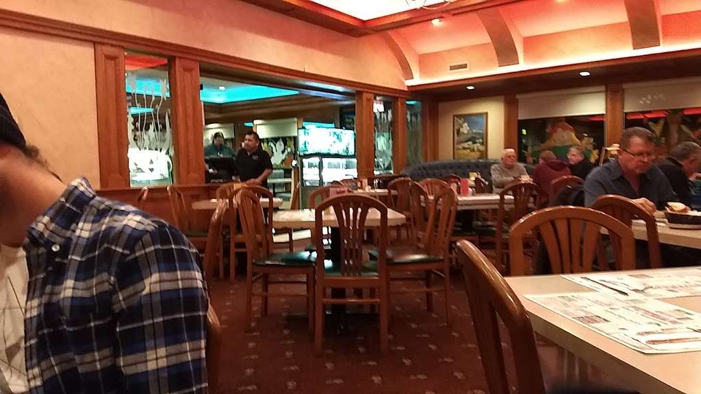 Putnam Diner and Restaurant | 2600 NY-22, Patterson, NY 12563, USA | Phone: (845) 878-8000
