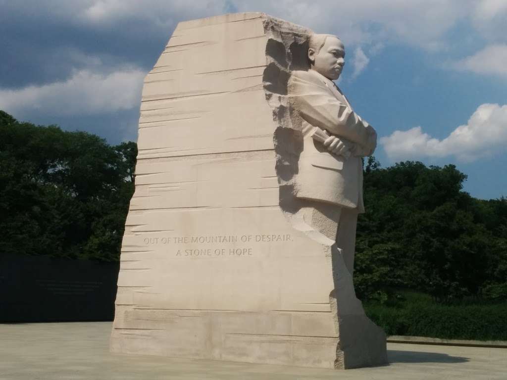 Martin Luther King Jr. Memorial Book store | 121 West Basin Dr SW, Washington, DC 20418, USA | Phone: (202) 347-1988