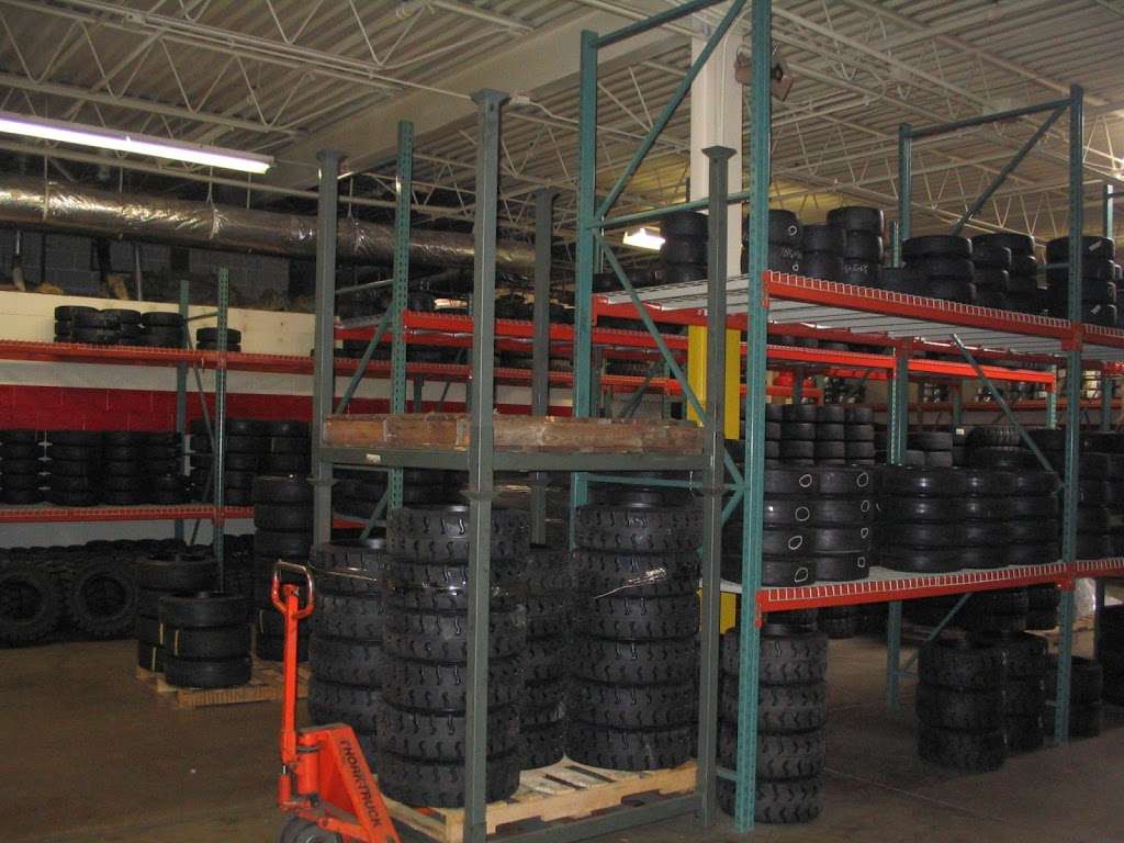 Metro Service Industrial Tire | 4825 W 128th Pl, Alsip, IL 60803 | Phone: (708) 388-9300