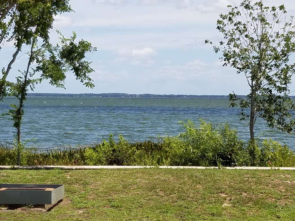 Lake Eustis Boat Launch | 1515 US-441, Tavares, FL 32778, USA