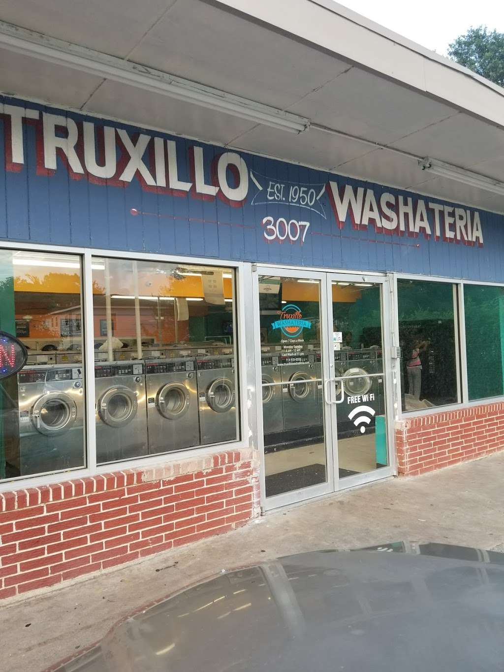 Truxillo Washateria | 3007 Truxillo St, Houston, TX 77006, USA | Phone: (713) 533-0355 Truxillo Washateria | 3007 Truxillo St, Houston, TX 77006, USA | Phone: (713) 533-0355