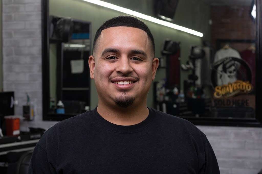 Uppercuts Barbershop | 429 W Pioneer Pkwy, Grand Prairie, TX 75051 | Phone: (972) 642-1145