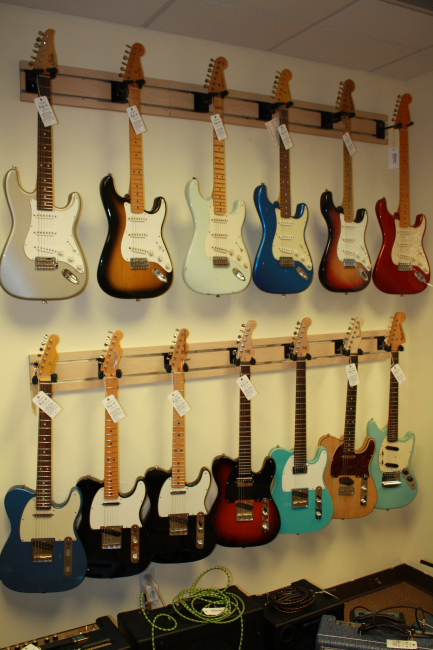 Monkton Guitars | 1505 W 1st Ave A, Broomfield, CO 80020, USA | Phone: (303) 484-1271