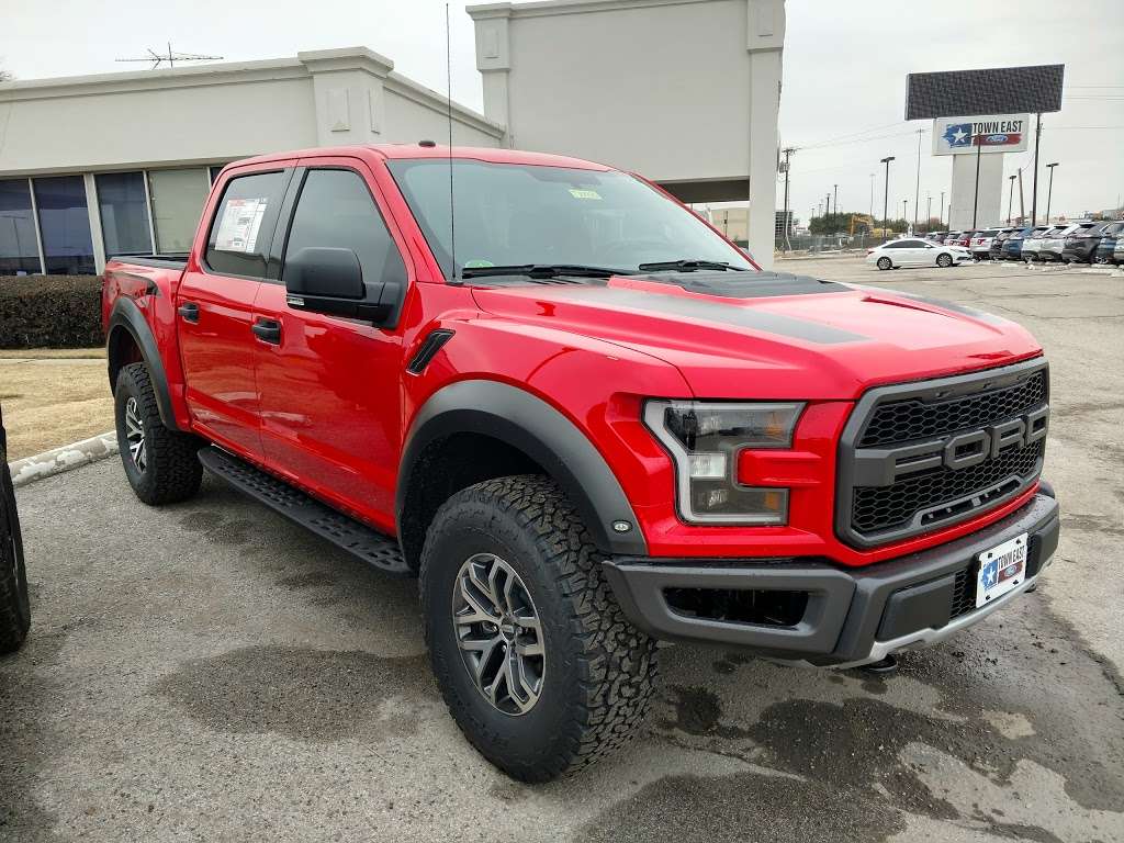 Town East Ford | 18411 Lyndon B Johnson Fwy, Mesquite, TX 75150, USA | Phone: (972) 584-9140