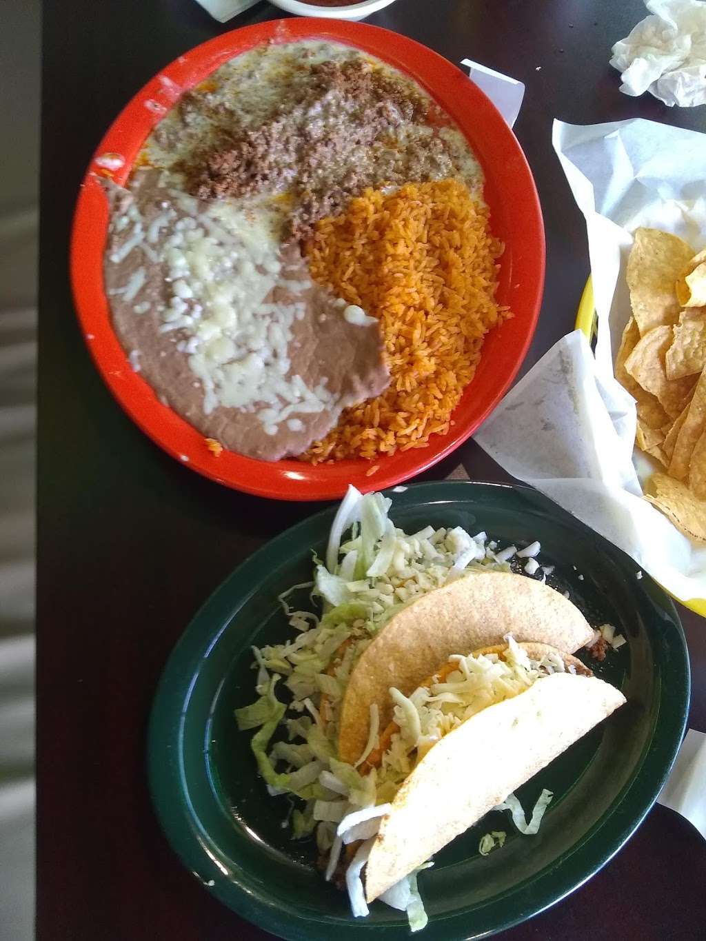 Fiesta Tapatia Mexican Restaurant | 611 N Mildred St, Ranson, WV 25438, USA | Phone: (304) 930-1698