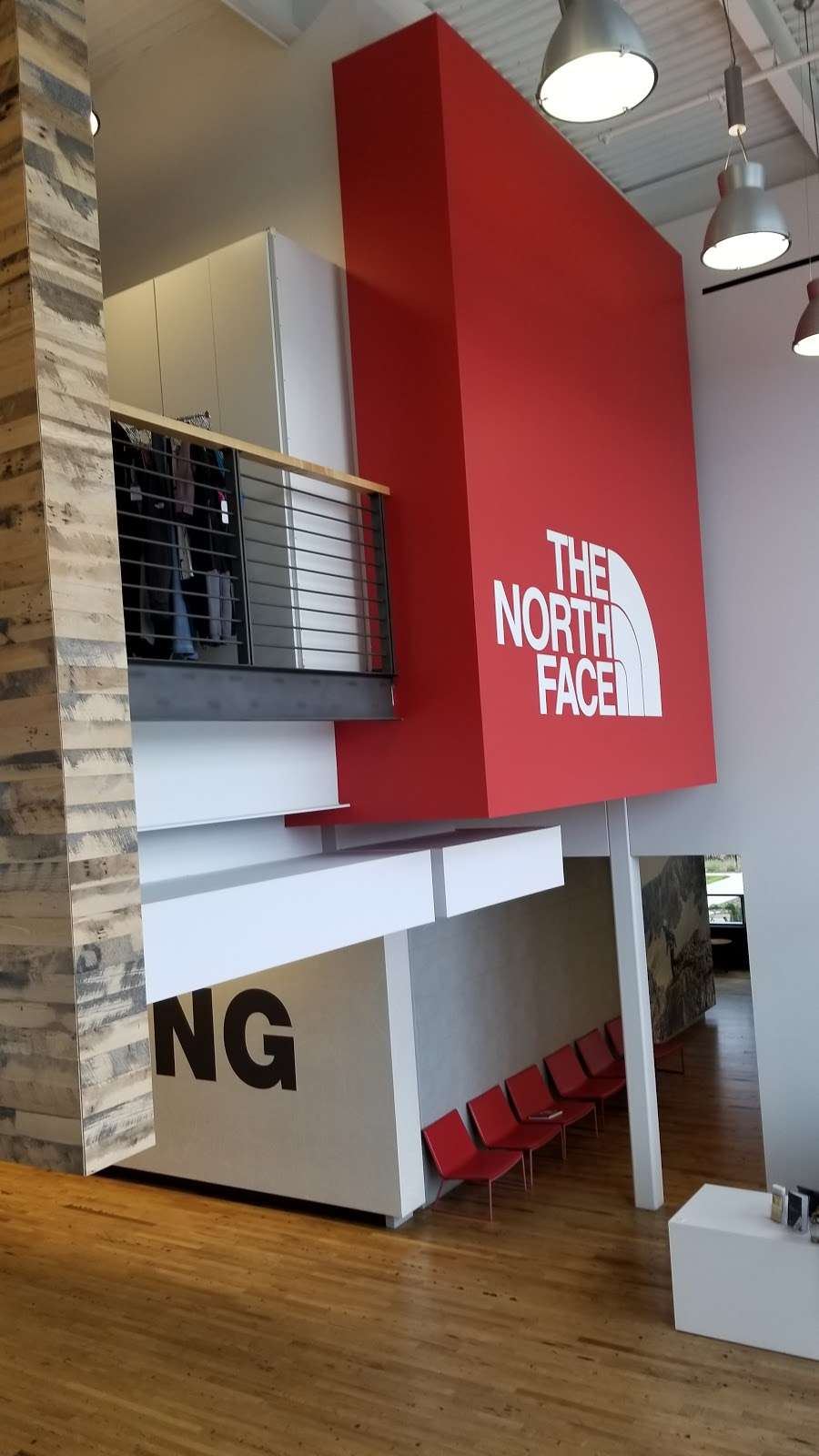 The North Face HQ | 2701 Harbor Bay Pkwy, Alameda, CA 94502, USA | Phone: (510) 748-2400