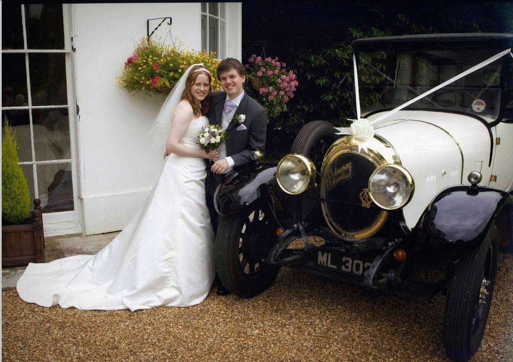 Timeless Experience Wedding Cars | 66 St Stephens Ave, Ashtead KT21 1PJ, UK | Phone: 01372 276222