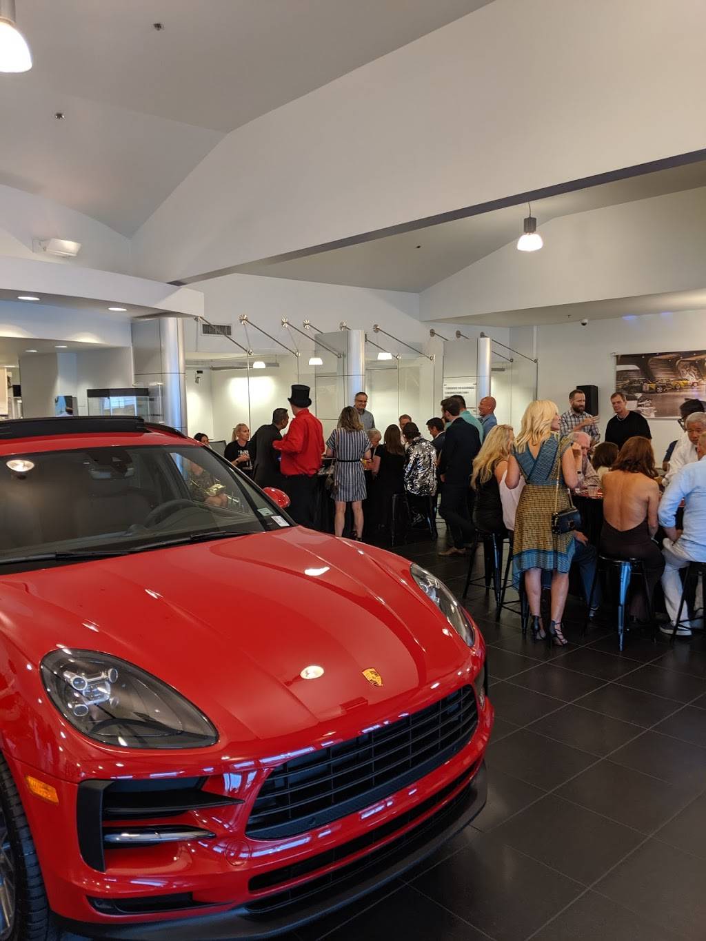 Porsche Newport Beach | 445 Pacific Coast Hwy, Newport Beach, CA 92660, USA | Phone: (949) 287-8699