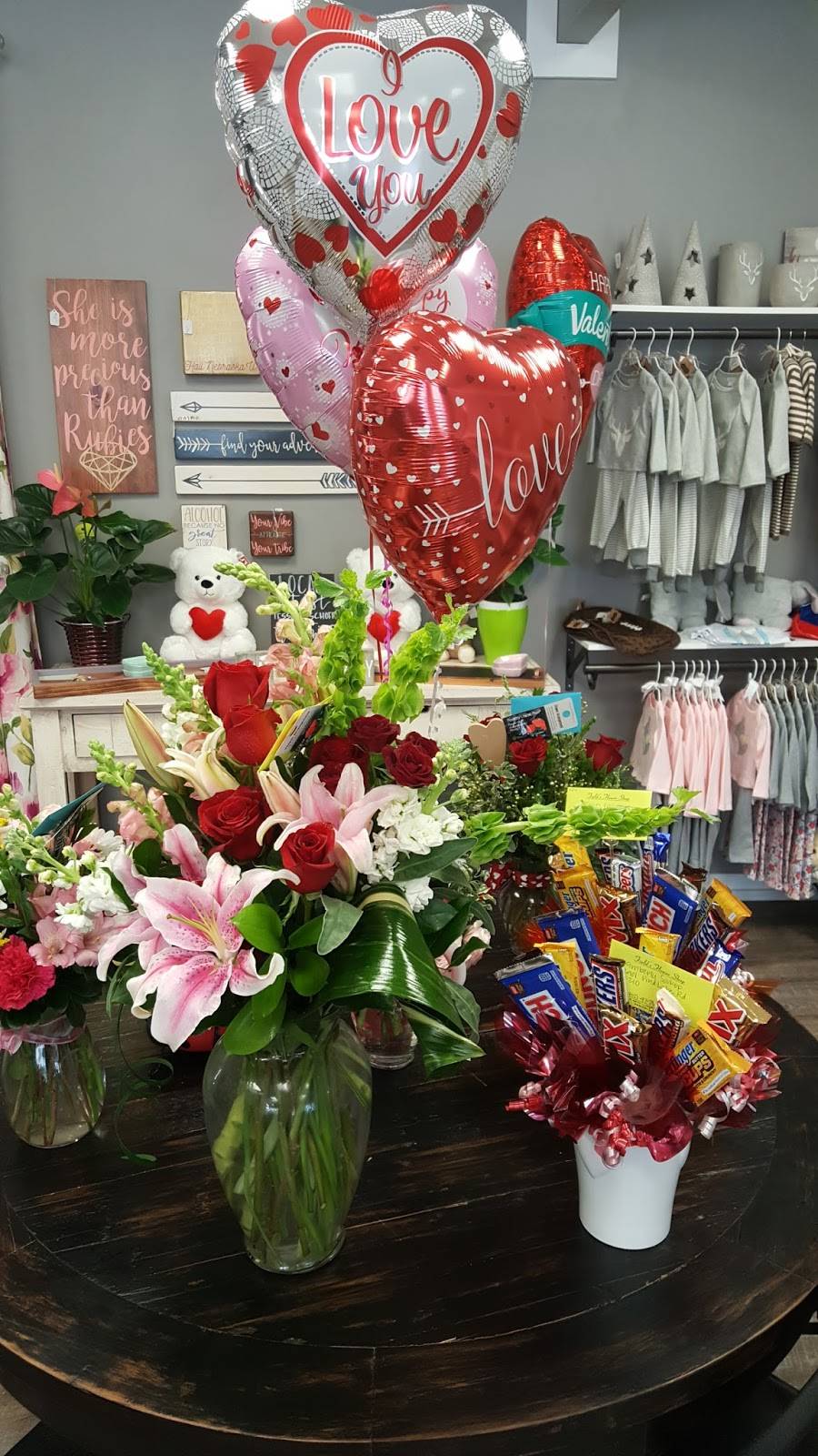 Fields Floral | 3845 S 48th St, Lincoln, NE 68506, USA | Phone: (402) 483-4564