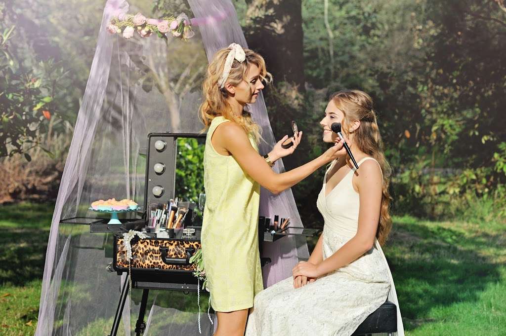 Anna Jones Wedding Hair & Make-up | 13 Winchester Rd, Crawley RH10 5JP, UK | Phone: 07863 156098