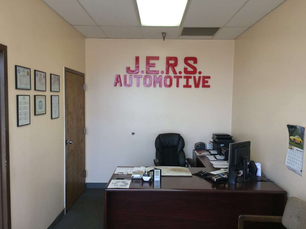 JERS Automotive | Glenview Car Repair | Glenview Mechanic | Oil  | 1870 Johns Dr, Glenview, IL 60025, USA | Phone: (847) 657-8900