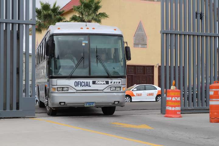 Policía Federal | Av. Fuerza Aérea Mexicana s/n, Aeropuerto, 22000 Tijuana, B.C., Mexico | Phone: 664 682 5285