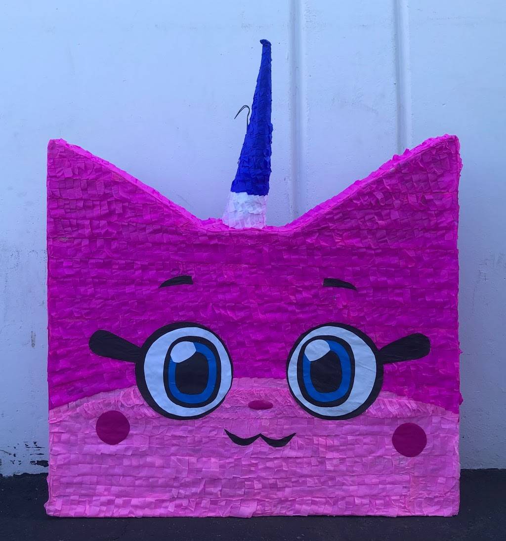 Gosa Toys Pinatas & Candy | 1002 E Chestnut Ave, Santa Ana, CA 92701, USA | Phone: (714) 285-1120