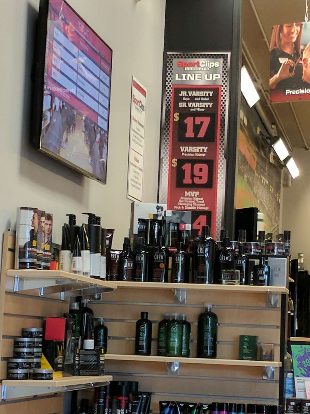 Sport Clips Haircuts of Noblesville at Stoney Creek Commons | 16625 Mercantile Blvd Ste 200, Noblesville, IN 46060, USA | Phone: (317) 770-1987