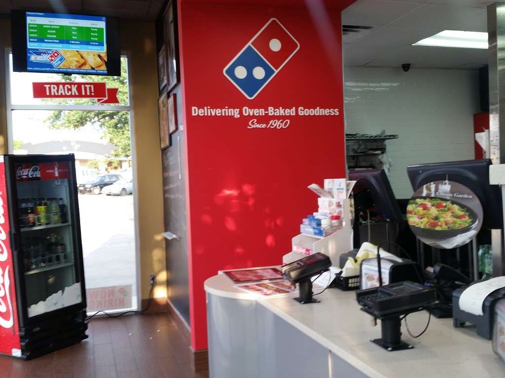 Dominos Pizza | 103 Goliad Rd, San Antonio, TX 78223, USA | Phone: (210) 533-5933