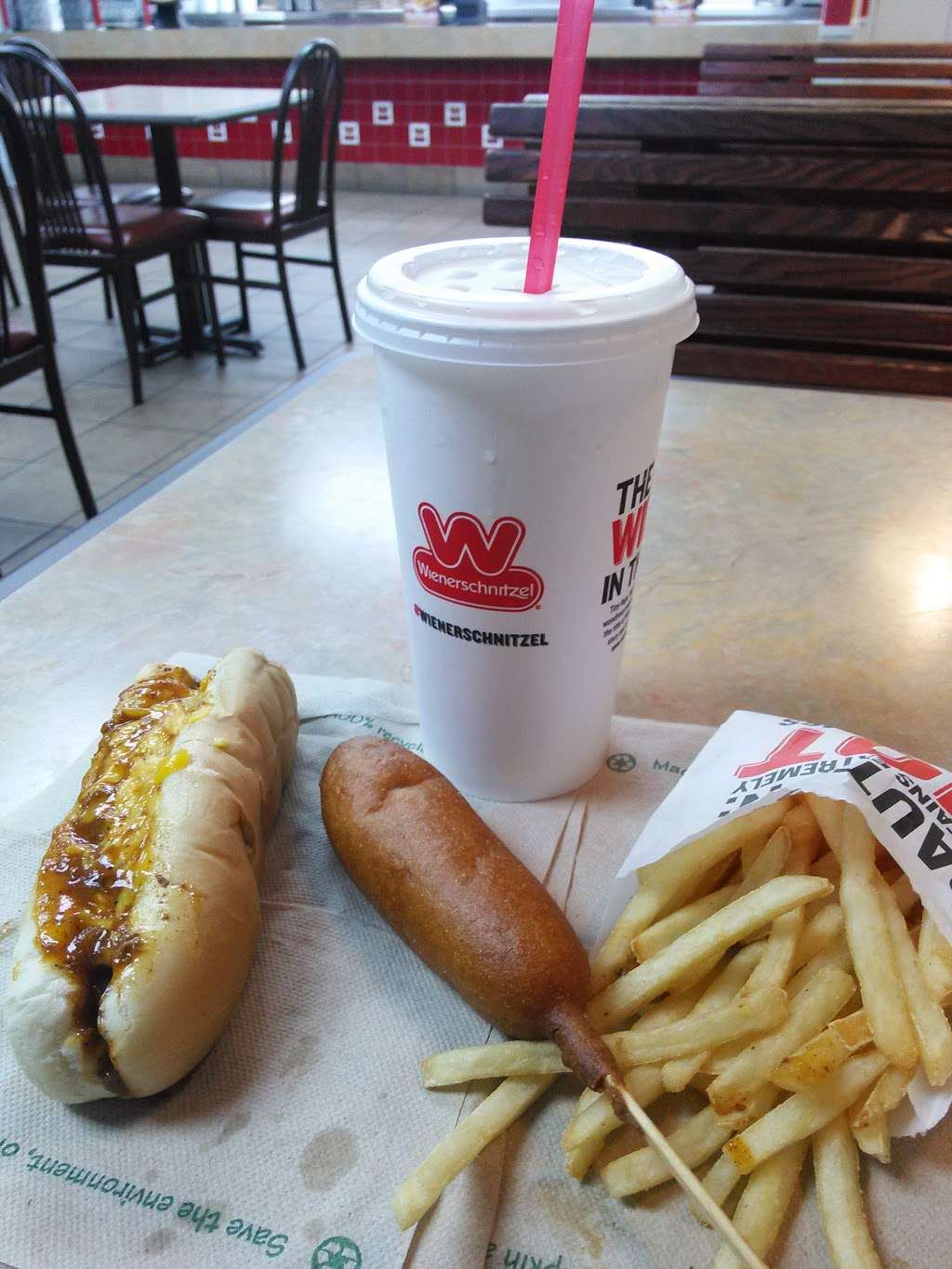 Wienerschnitzel | 7501 Orangethorpe Ave, Buena Park, CA 90620, USA | Phone: (714) 994-5642