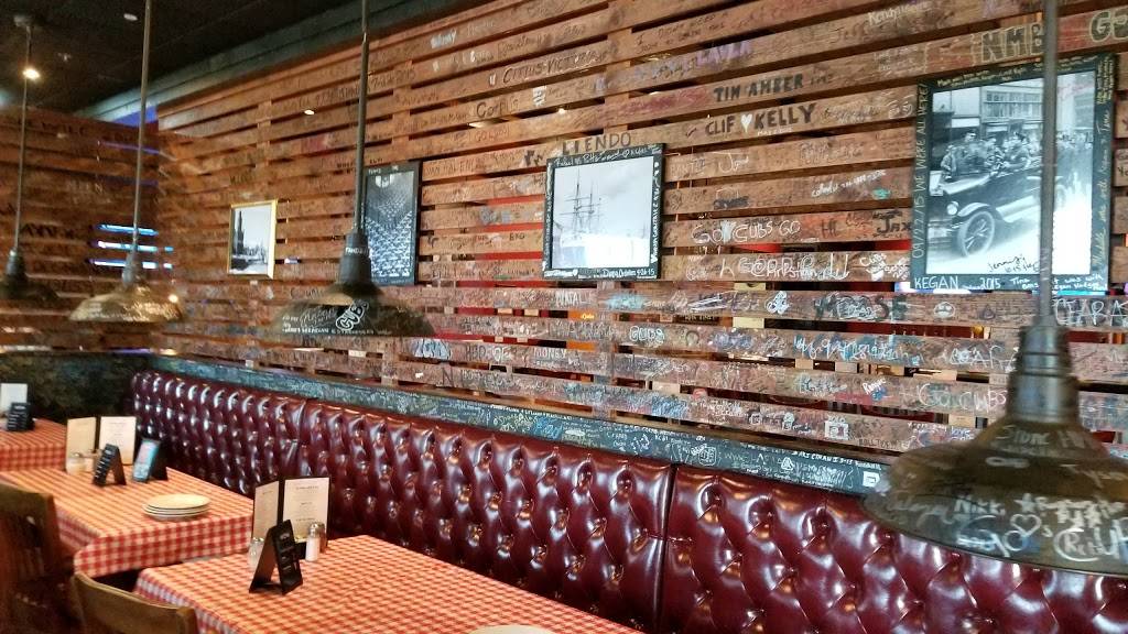 Gino’s East | 1350 E Copeland Rd, Arlington, TX 76011, USA | Phone: (817) 200-6834