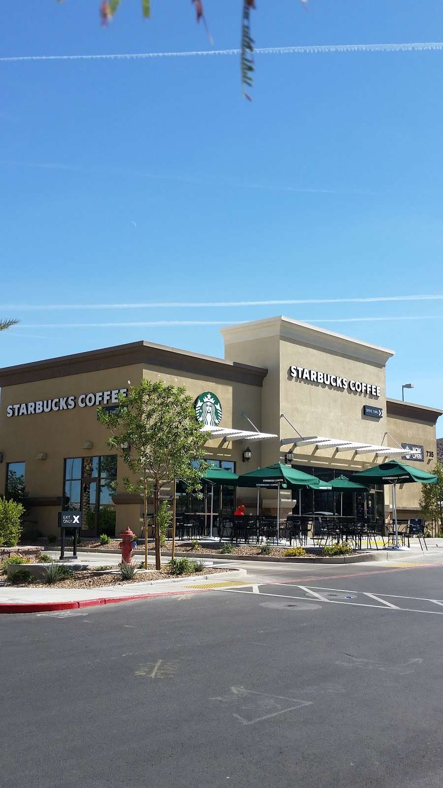 Starbucks | 695 S Green Valley Pkwy, Henderson, NV 89052, USA | Phone: (702) 216-7100